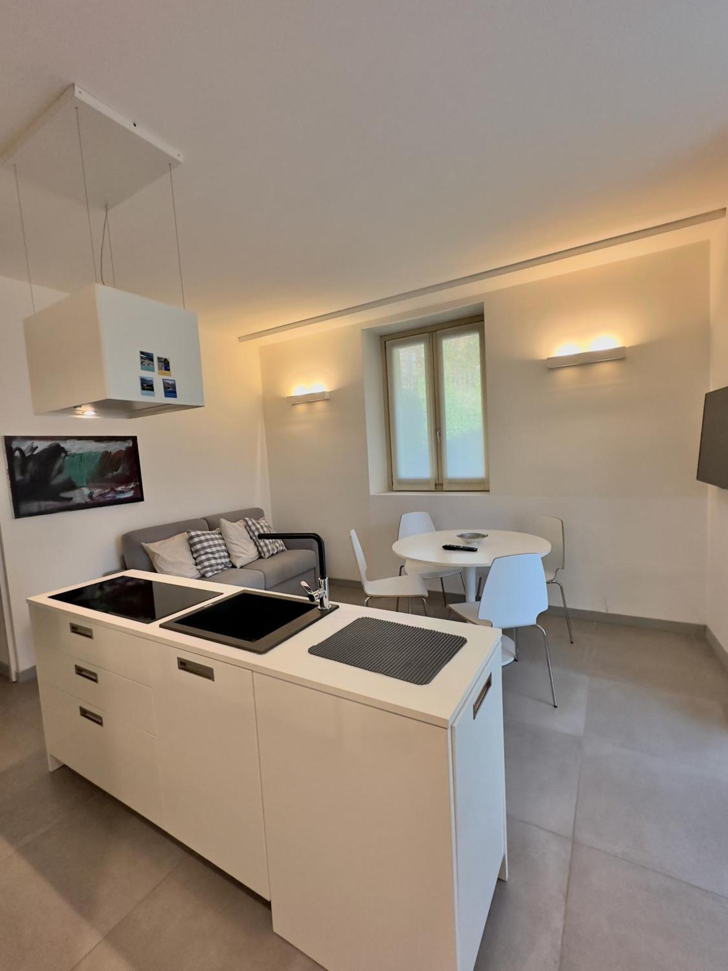 Residence Matilde Oliveto Lario エクステリア 写真