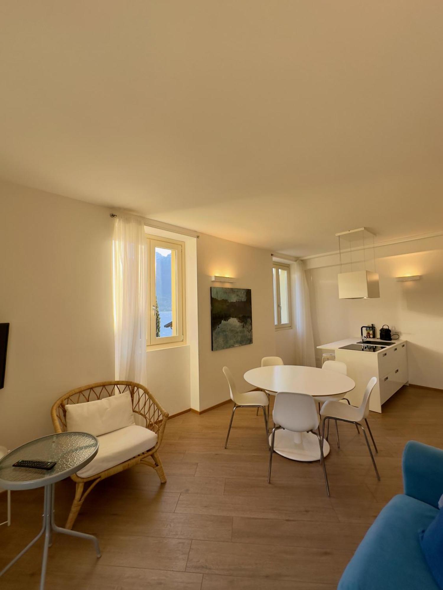 Residence Matilde Oliveto Lario エクステリア 写真
